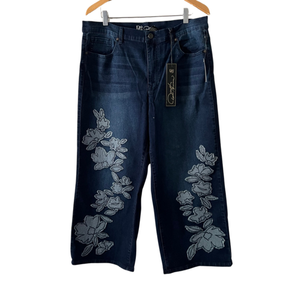 DG2 by Diane Gilman Wide Leg Crop Jeans Embroidered Frayed Hem Indigo - Picture 2 of 8